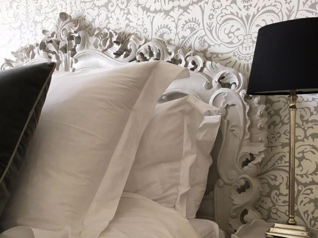 Coswarth House With Breakfast At Rick Stein'S Bed & Breakfast Padstow Room photo