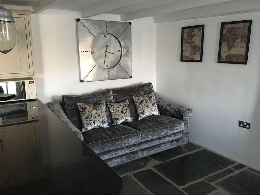 Coswarth House With Breakfast At Rick Stein'S Bed & Breakfast Padstow Exterior photo